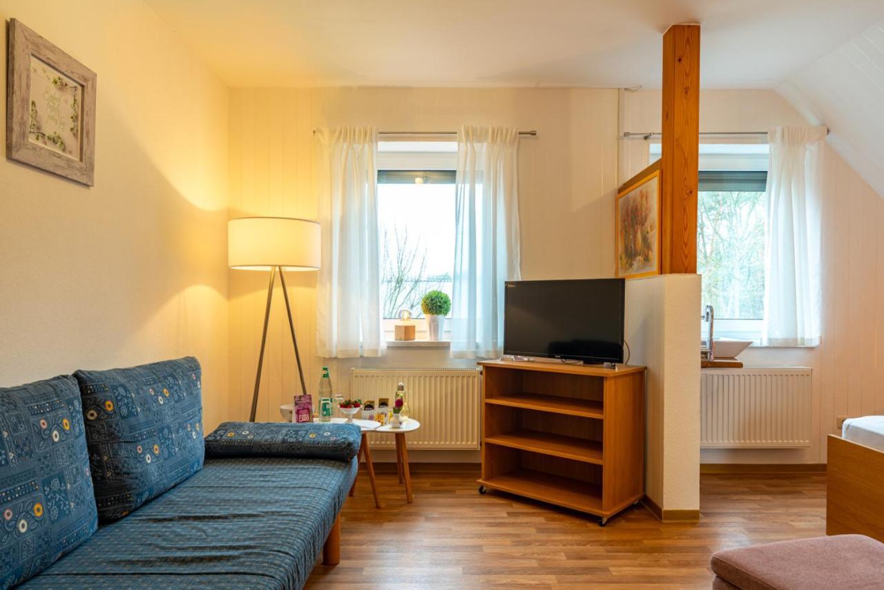 Heidetraum Pension & Ferienwohnung Arndt Bispingen Exterior photo